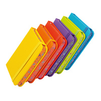 Zápisník 7,5x10,5cm s gumou barevný okraj mix barev