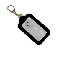 LED reflexní přívěsek - černý