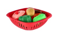 Sada nádobí v ošatce plast s doplňky v síťce 20x20x7cm