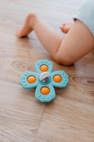Točáček vrtulka babyted 11x5cm na kartě