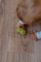 Točáček motýlek babyted silikon/plast 9x5,5cm na kartě 0m+