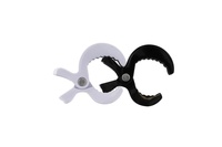 Klipy 2ks plast 7,5x5cm na kočárek černo-bílé v sáčku