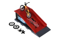 Skatepark - kolo prstové šroubovací s rampou plast 10cm s doplňky 3 barvy v krabici 28x18x11cm
