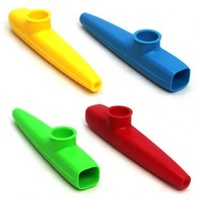Směr Kazoo plast 12cm různé barvy