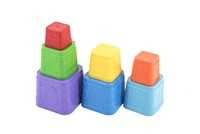 Skládanka Pyramida barevná plastová hranatá 